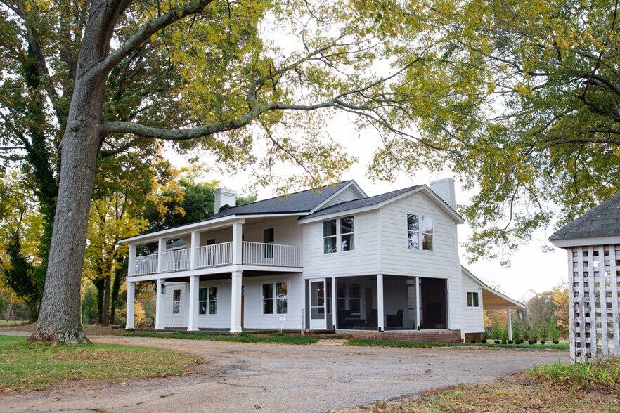 10049 Old White Horse Rd, Greenville, SC à vendre - Photo de l’immeuble – Image 2 sur 17