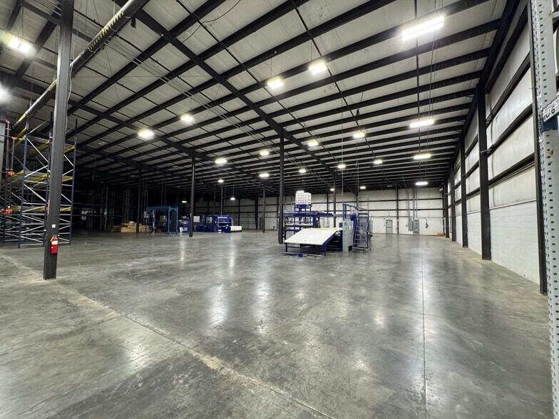 420 Industrial Park Rd, Cullman, AL à louer - Photo de l’immeuble – Image 2 sur 8