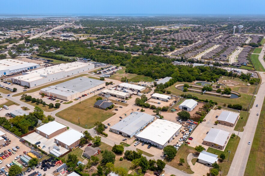 101 Kristen Ct, Wylie, TX à louer - Photo de l’immeuble – Image 2 sur 7