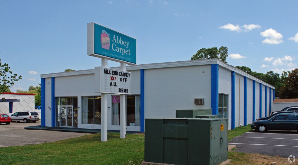 750 J Clyde Morris Blvd, Newport News, VA à vendre - Photo de l’immeuble – Image 3 sur 5