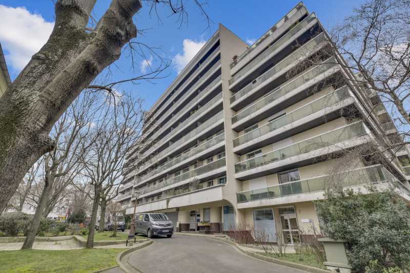 Bureau dans Paris à vendre Photo de l’immeuble– Image 1 sur 7