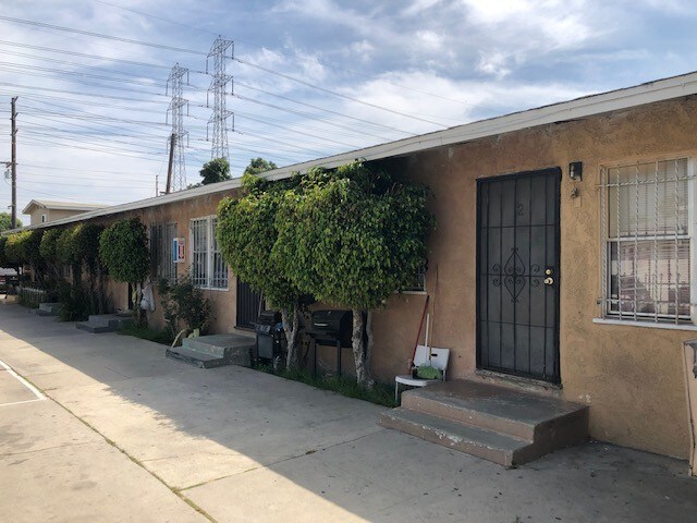 45 E 69th Way, Long Beach, CA à vendre Photo principale– Image 1 sur 8