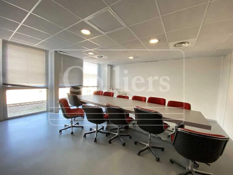 Bureau dans Marseille à louer - Photo de l’immeuble – Image 3 sur 9