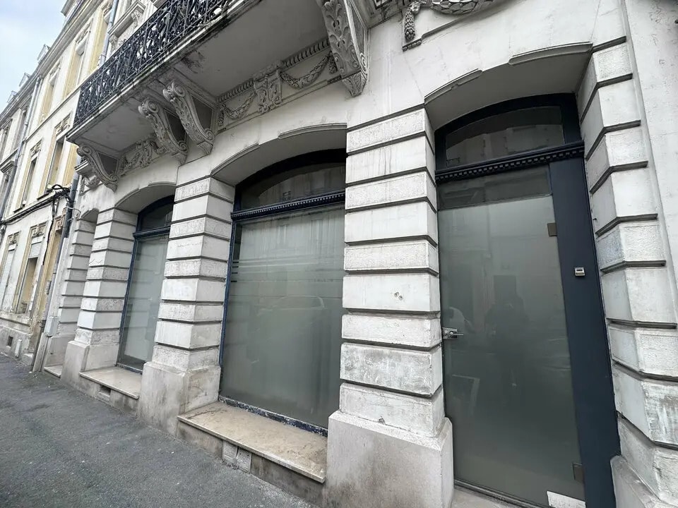 Bureau dans Reims à vendre Photo de l’immeuble– Image 1 sur 8