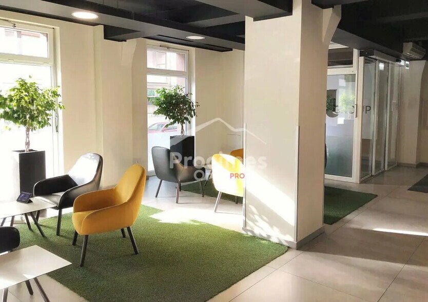 Bureau dans Drumettaz-Clarafond à louer - Photo de l’immeuble – Image 2 sur 5