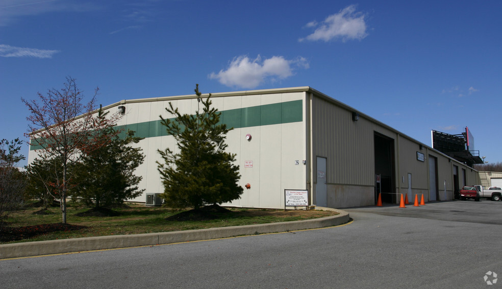 62 Albe Dr, Newark, DE à louer - Photo de l’immeuble – Image 2 sur 5