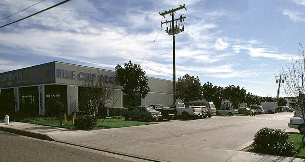 230 E Dyer Rd, Santa Ana, CA à louer - Autre – Image 2 sur 11