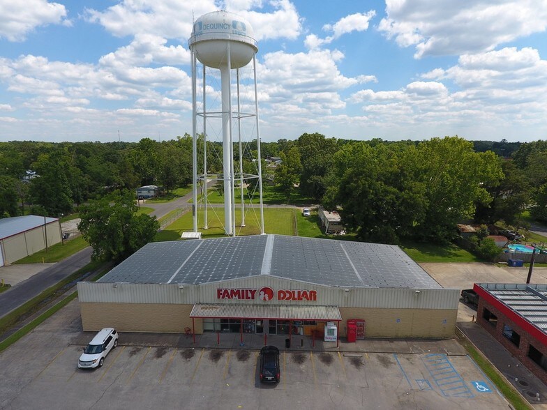 501 W 4th St, Dequincy, LA à louer - Photo de l’immeuble – Image 2 sur 22