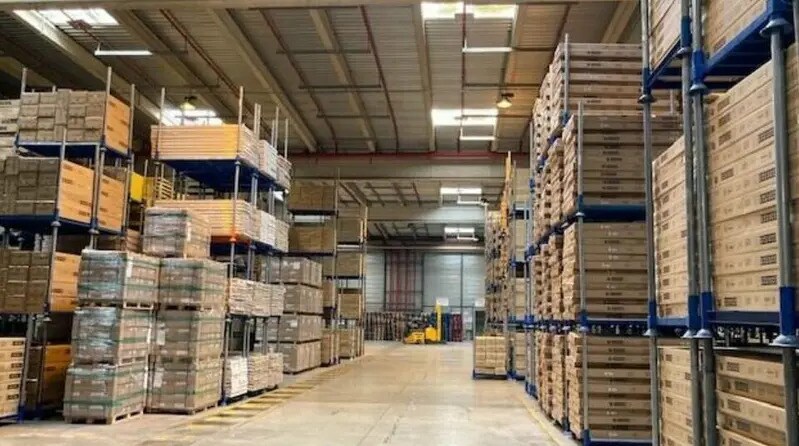 Industriel/Logistique dans Mions à louer - Photo de l’immeuble – Image 3 sur 20