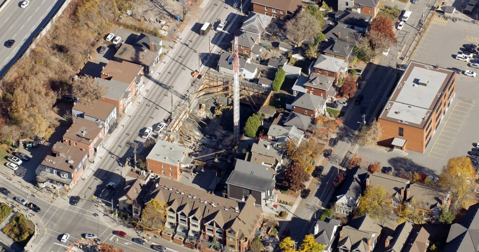 18 Hawthorne Av, Ottawa, ON à louer - Aérien – Image 2 sur 2