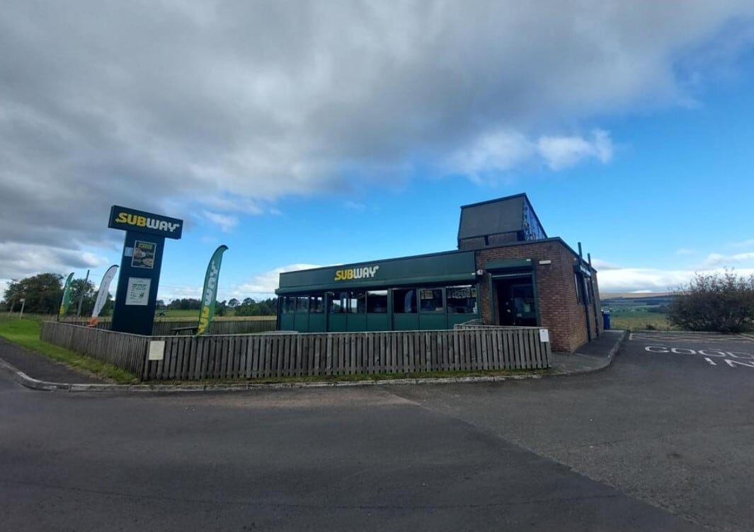 A9 Northbound, Dunblane à louer Photo principale– Image 1 sur 7