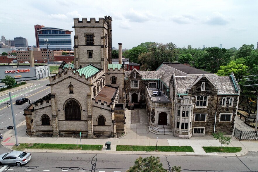 1516 Martin Luther King Jr Blvd, Detroit, MI à vendre - Photo de l’immeuble – Image 2 sur 15