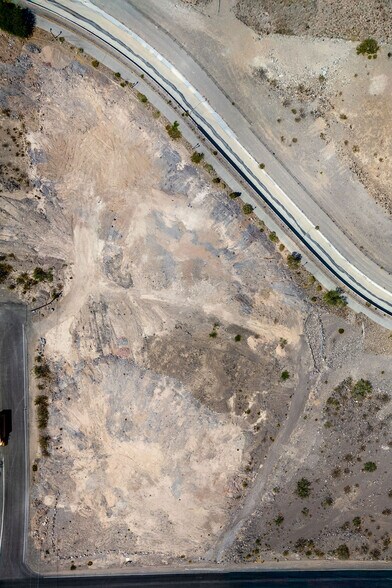 Goldhill Rd, Henderson, NV à vendre - Photo de l’immeuble – Image 2 sur 7