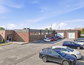 10700 Boul Parkway, Montréal, QC à louer Photo intérieure– Image 2 sur 4