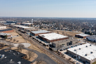 490 Windy Point Dr, Glendale Heights, IL - VUE AÉRIENNE  vue de carte - Image1