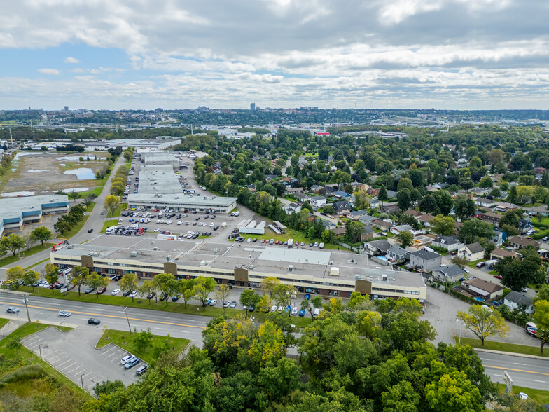 3023 Boul Wilfrid-Hamel, Québec, QC à louer - Aérien – Image 2 sur 10