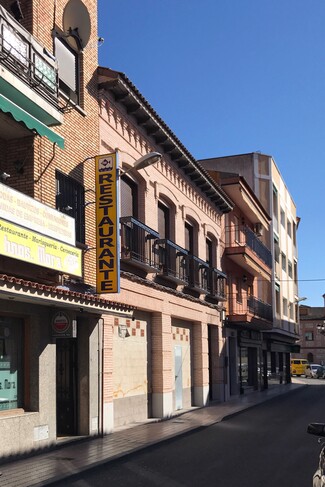 Plus de détails pour Calle Condes de Fuensalida, 15, Fuensalida - Local commercial à louer