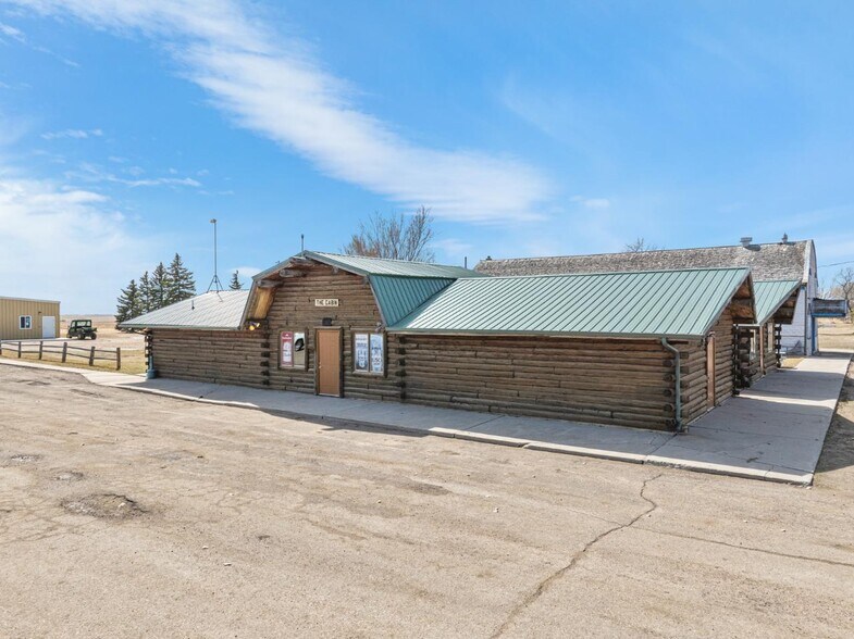213 Main St, Antler, ND à vendre - Photo de l’immeuble – Image 2 sur 40
