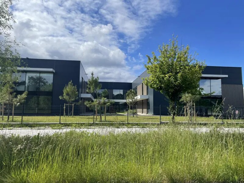 Local d’activités dans Mérignac à louer Photo de l’immeuble– Image 1 sur 31