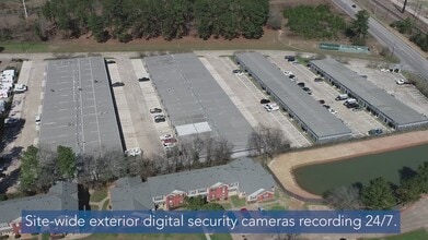 1300 S Frazier St, Conroe, TX à louer - Vidéo sur l’annonce professionnelle 