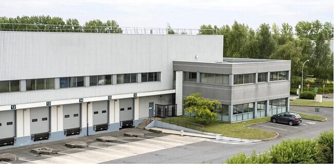 Plus de détails pour Industriel/Logistique à louer