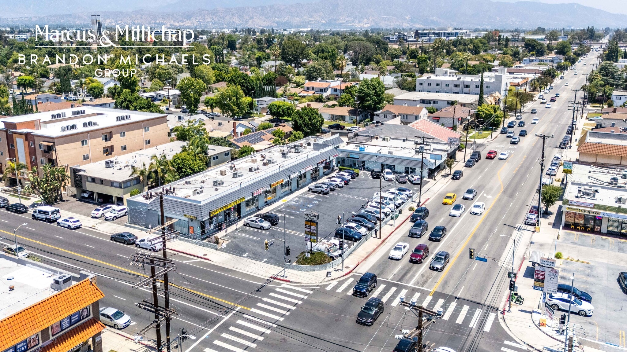 12439-12463 Oxnard St, North Hollywood, CA à vendre Photo de l’immeuble– Image 1 sur 11