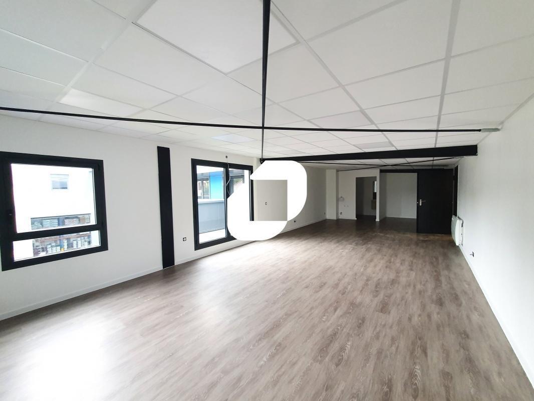 Bureau dans Lagny-sur-Marne à louer Photo de l’immeuble– Image 1 sur 14