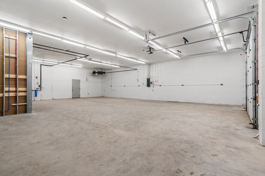 894 Lafayette Rd, Seabrook, NH à louer - Photo de l’immeuble – Image 3 sur 21