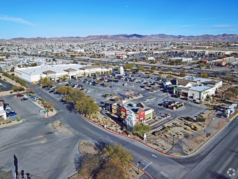 110 N Boulder Hwy, Henderson, NV à vendre - Aérien – Image 2 sur 17