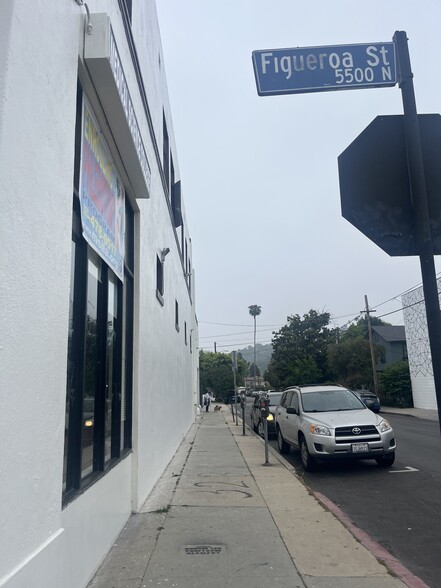 5540-4 N Figueroa St, Los Angeles, CA à louer - Photo de l’immeuble – Image 3 sur 7