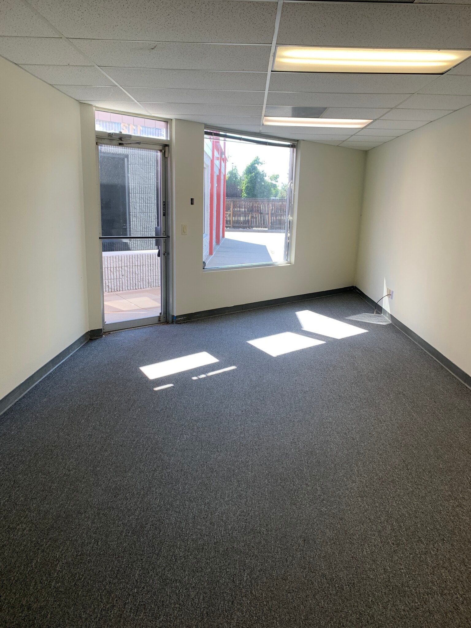 12550 W Colfax Ave, Lakewood, CO à louer Photo intérieure– Image 1 sur 2