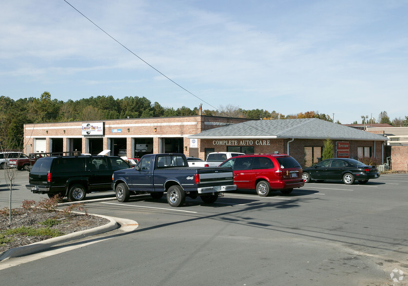 2560 Old Glory Rd, Clemmons, NC à louer - Photo de l’immeuble – Image 2 sur 3