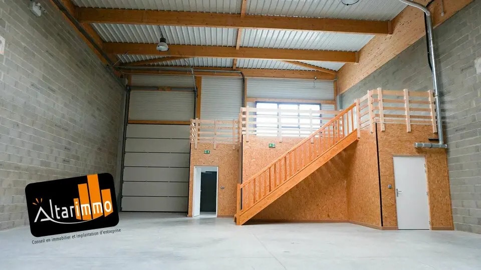 Local d’activités dans Gellainville à louer - Photo de l’immeuble – Image 1 sur 18