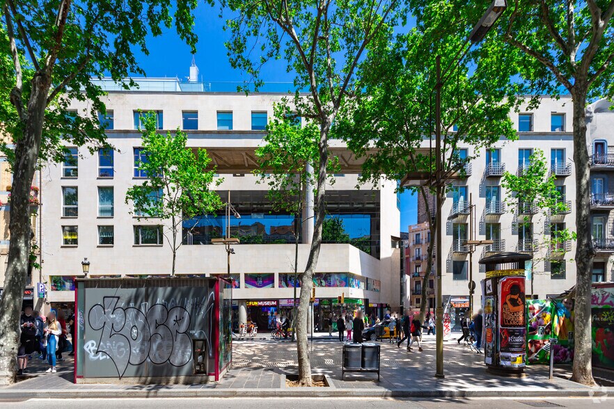 Bureau dans Barcelone, Barcelona à louer - Photo principale – Image 1 sur 3