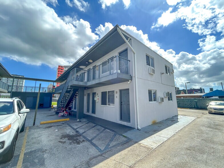 734 NW 80th St, Miami, FL à vendre - Photo de l’immeuble – Image 1 sur 15