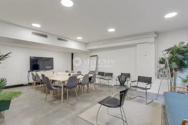 Bureau dans Paris à louer - Photo de l’immeuble – Image 3 sur 3