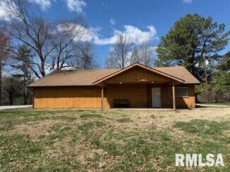 Plus de détails pour 3014 S Illinois Ave, Carbondale, IL - Spécialisé à vendre