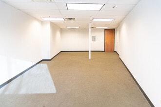 1020 Milwaukee Ave, Deerfield, IL à louer Photo intérieure– Image 2 sur 4