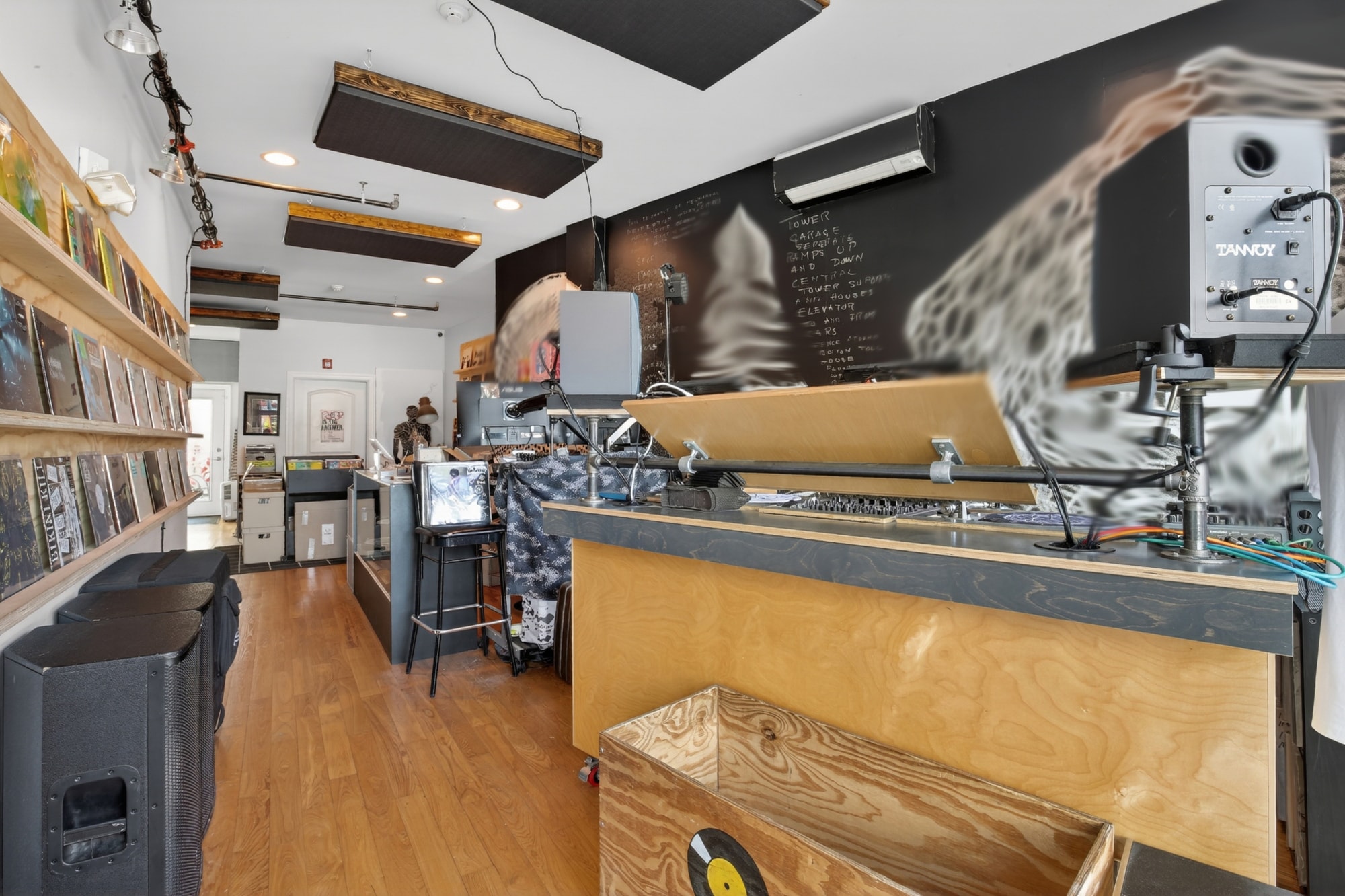 2427 Frankford Ave, Philadelphia, PA à louer Photo intérieure– Image 1 sur 12