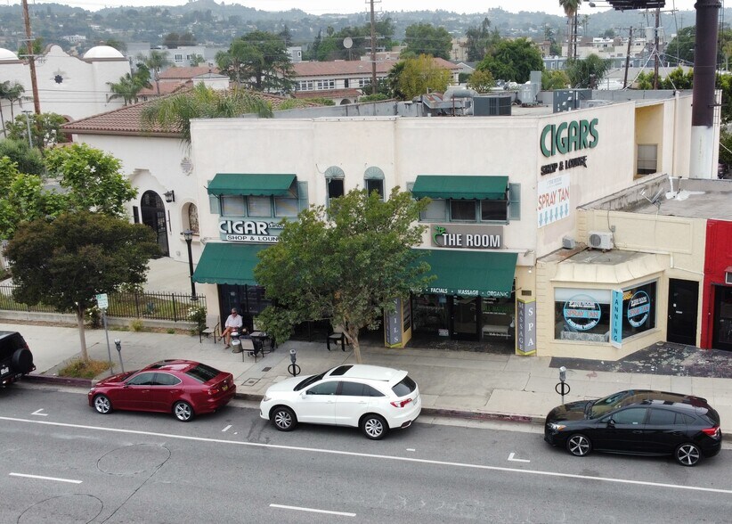 4421 Lankershim Blvd, Toluca Lake, CA à louer - Photo de l’immeuble – Image 3 sur 12
