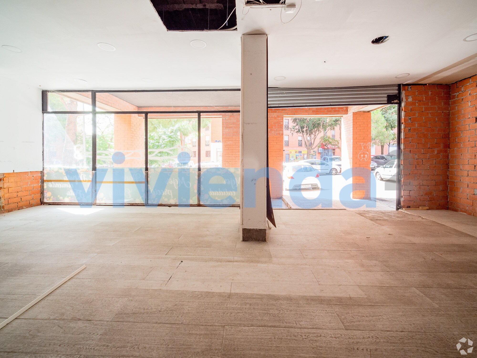 Immeuble residentiel dans Madrid, Madrid à vendre Photo intérieure– Image 1 sur 2