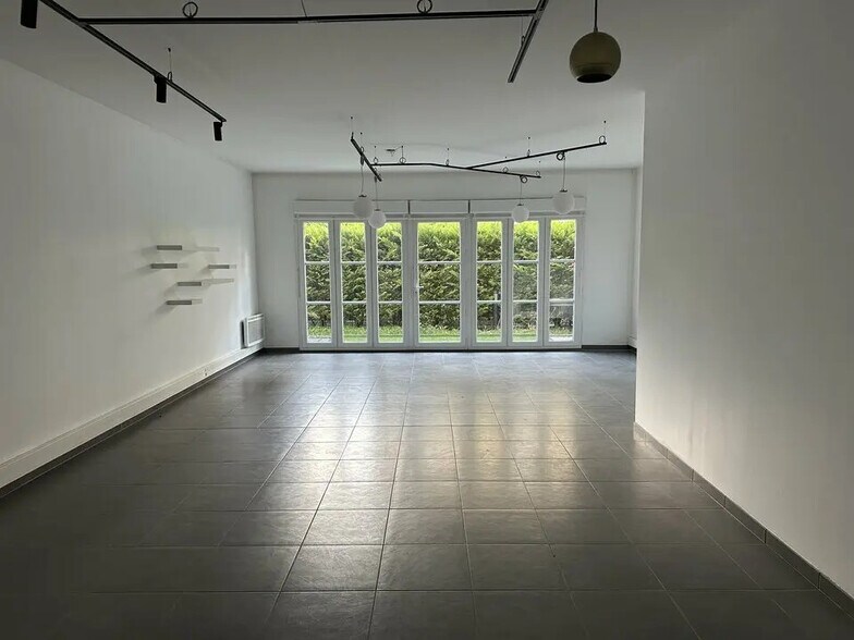 Bureau dans Saint-Maur-des-Fossés à louer - Photo intérieure – Image 1 sur 1