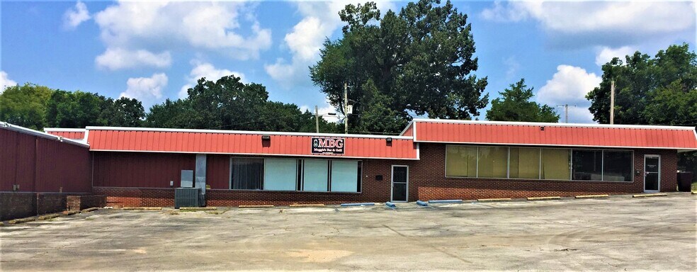 3019 N Jackson Hwy, Sheffield, AL à vendre - Photo de l’immeuble – Image 2 sur 5