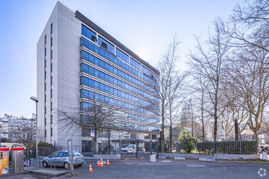 99 Avenue Aristide Briand, Montrouge à vendre - Photo de l’immeuble – Image 2 sur 3