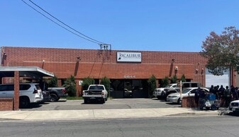 9644 Lurline Ave, Chatsworth CA - immobilier d'entreprise