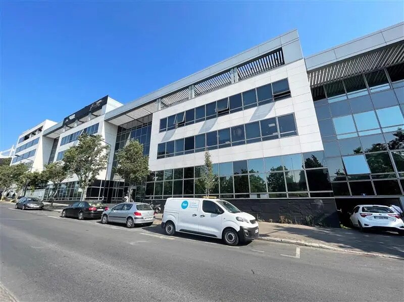 Bureau dans Saint-Denis à louer Photo de l’immeuble– Image 1 sur 11