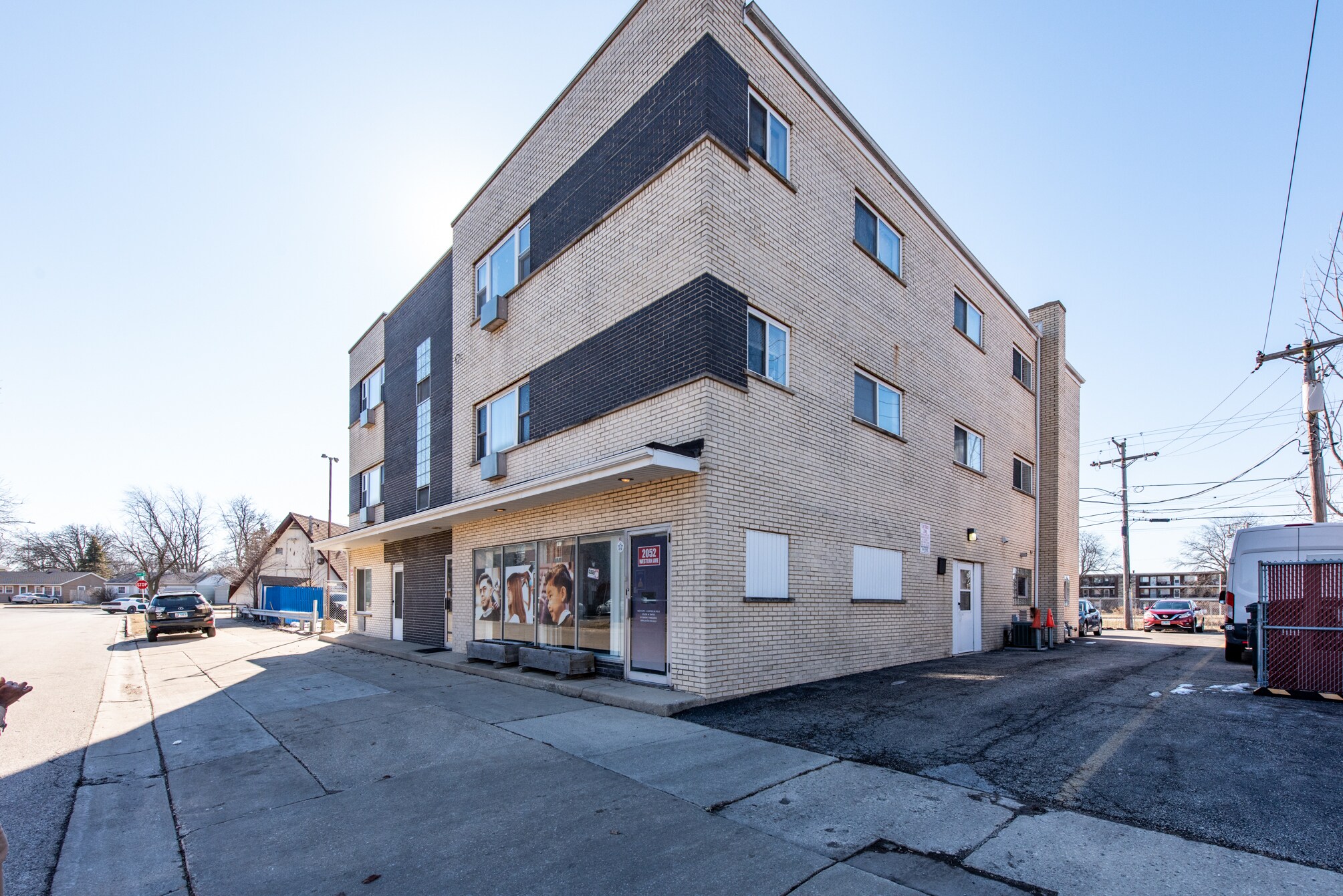 2052 Western Ave, Waukegan, IL à louer Photo de l’immeuble– Image 1 sur 15