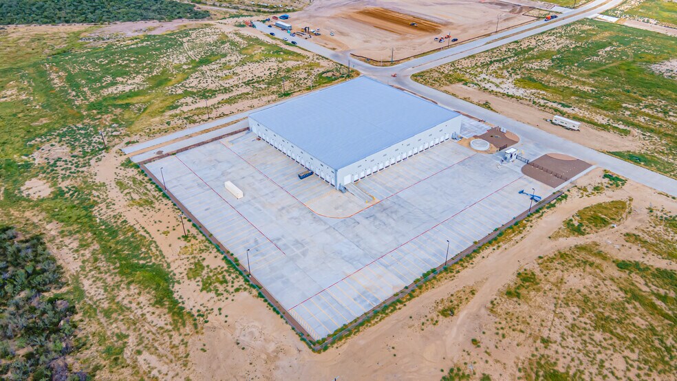 Maritime Loop, Laredo, TX à vendre - Photo de l’immeuble – Image 3 sur 9