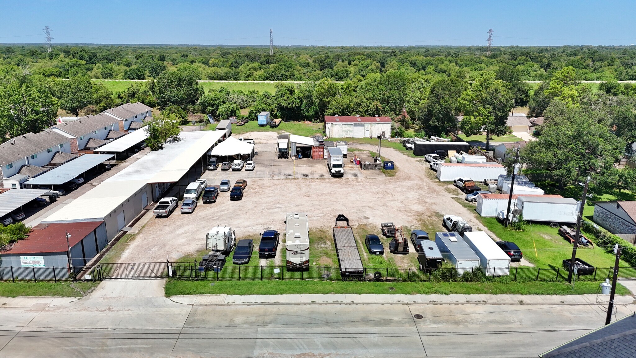 1915 Sherwood Forest St, Houston, TX à vendre Photo de l’immeuble– Image 1 sur 33