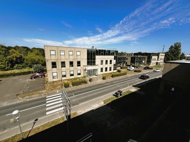 Rue De Ris, Viry-Châtillon à louer - Photo de l’immeuble – Image 1 sur 6